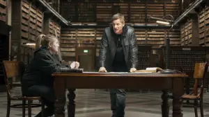 Задник к фильму "Совершенно секретно" #643121