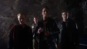 Задник к фильму "Иногда они возвращаются" #405192