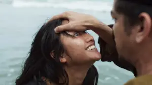 Задник к фильму "Maryam: Janji dan Jiwa yang Terikat" #578857