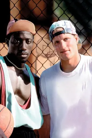 Постер к фильму "Белые люди не умеют прыгать" #275861