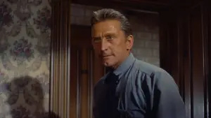 Задник к фильму "Последний поезд из Ган Хилл" #407452