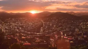 Задник к фильму "Обитель зла: Проклятие" #258933