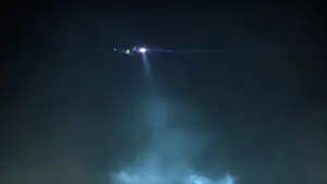 Задник к фильму "Чужие среди нас" #661084