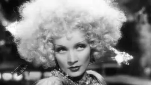 Задник к фильму "Белокурая Венера" #492355