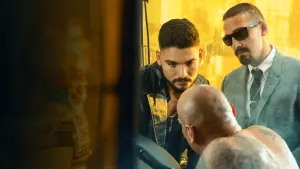 Задник к фильму "Выбивая долги" #326564