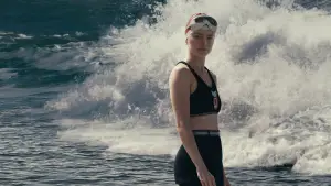 Задник к фильму "Девушка и море" #618428