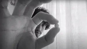 Видео к фильму The 12 Day Tale of the Monster that Died in 8 | The 12 Day Tale of the Monster That Died in 8 &ndash; trailer | IFFR 2021