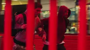 Задник к фильму "Хорошее время" #687625