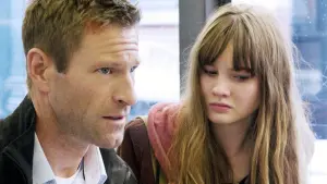 Задник к фильму "Экспат" #305441