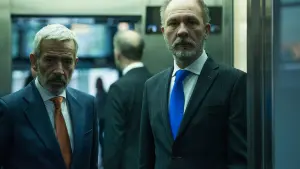 Задник к фильму "Увольнение" #492196