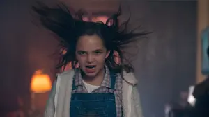 Задник к фильму "Воспламеняющая взглядом" #377260