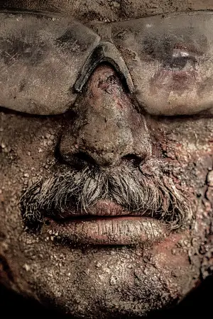 Постер к фильму "Под огнём" #524414