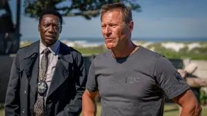 Задник к фильму "Клык 2: Город волков" #509955