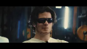 Задник к фильму "Everything I