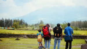 Видео к фильму Firefly | 'Firefly&rsquo; Official Movie Teaser | Firefly [8K HDR]