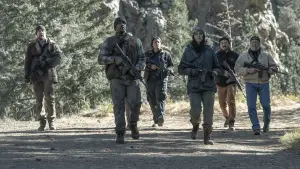 Задник к фильму "Хищные земли" #580005