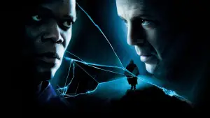 Задник к фильму "Неуязвимый" #695349