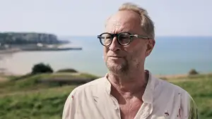 Задник к фильму "L