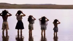 Задник к фильму "Прекрасная зелёная" #484578