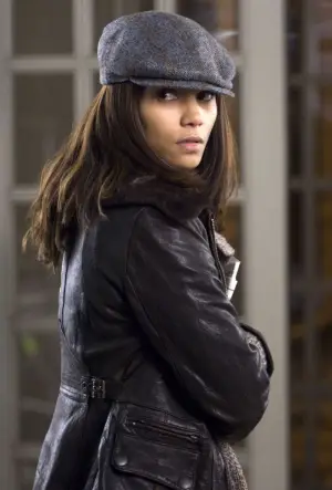 Постер к фильму "Идеальный незнакомец" #722805