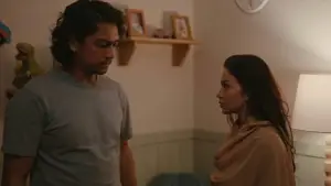 Задник к фильму "La Tahzan: Cinta, Dosa, Luka..." #672846