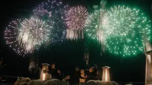 Задник к фильму "Девушка из каюты № 10" #573015