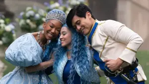 Задник к фильму "Наследники: Возвышение Рэд" #474432