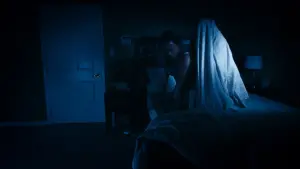 Задник к фильму "Дом с паранормальными явлениями" #320120