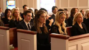 Задник к фильму "Сожалею о тебе" #547420