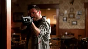 Задник к фильму "Одинокий волк" #300201