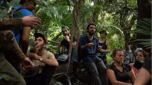 Задник к фильму "Ужасные джунгли" #493529