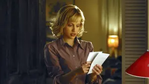 Задник к фильму "Маленькая черная книжка" #388979