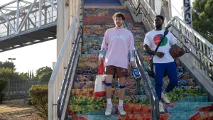 Задник к фильму "Белые люди не умеют прыгать" #333920