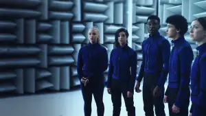 Задник к фильму "Тайное общество младших монарших особ" #269207