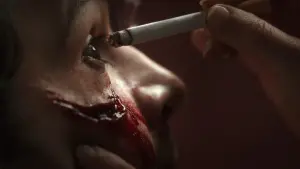 Задник к фильму "Пирсинг" #491888