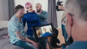 Задник к фильму "Взрослый бизнес: История Pornhub" #329328