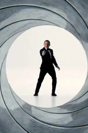 Постер к фильму "007: Не время умирать" #578554