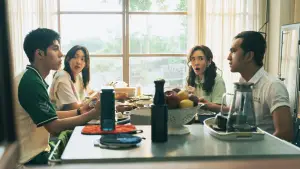 Задник к фильму "Болен тобой" #620769