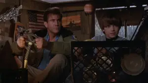 Задник к фильму "Вечно молодой" #735004