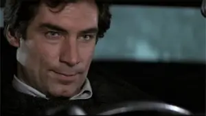 Задник к фильму "007: Искры из глаз" #637746