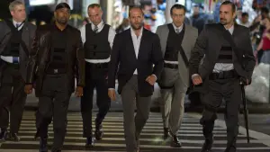 Задник к фильму "Защитник" #284375