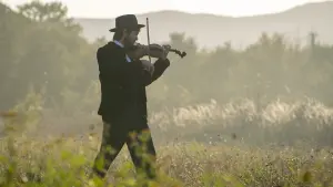 Задник к фильму "Песня имен" #356424