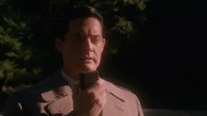 Задник к фильму "Твин Пикс: Сквозь огонь" #643290