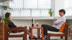 Видео к фильму Shining Modern History | [&hearts;예매권 이벤트&hearts;] 원작 웹툰 누적뷰2,522만! 실사영화 탄생?! - 발광하는현대사