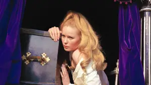 Задник к фильму "Дракула восстал из мертвых" #406313