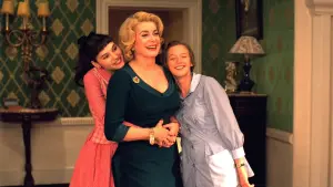 Задник к фильму "8 женщин" #251327