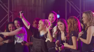 Задник к фильму "Идеальный голос" #226628