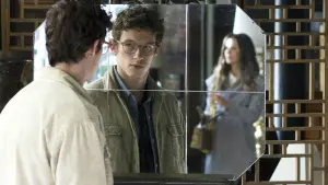 Видео к фильму Единственный живой парень в Нью-Йорке | The Only Living Boy In New York - Official Trailer (Intro) | Amazon Studios