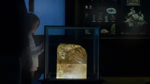 Задник к фильму "Little, Big, and Far" #799684