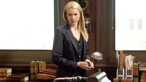 Задник к фильму "Интернэшнл" #296414